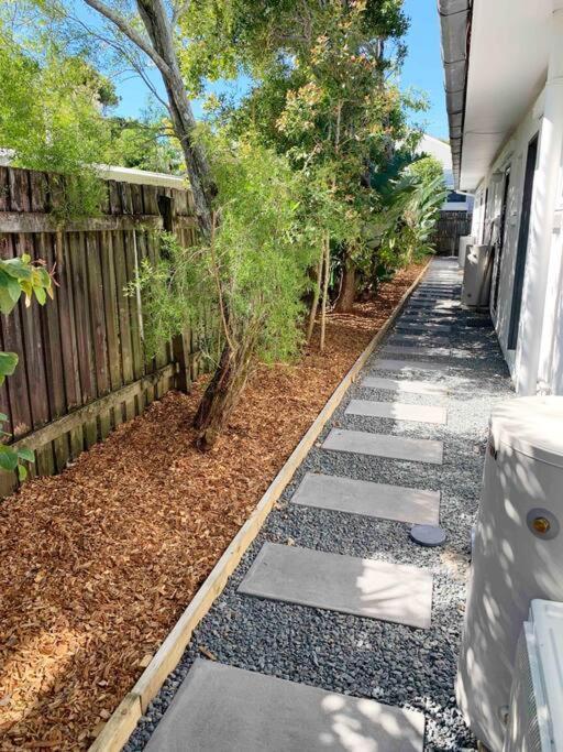 Apartment Pa1,great In Sunshine With Your Pets Sunshine Beach