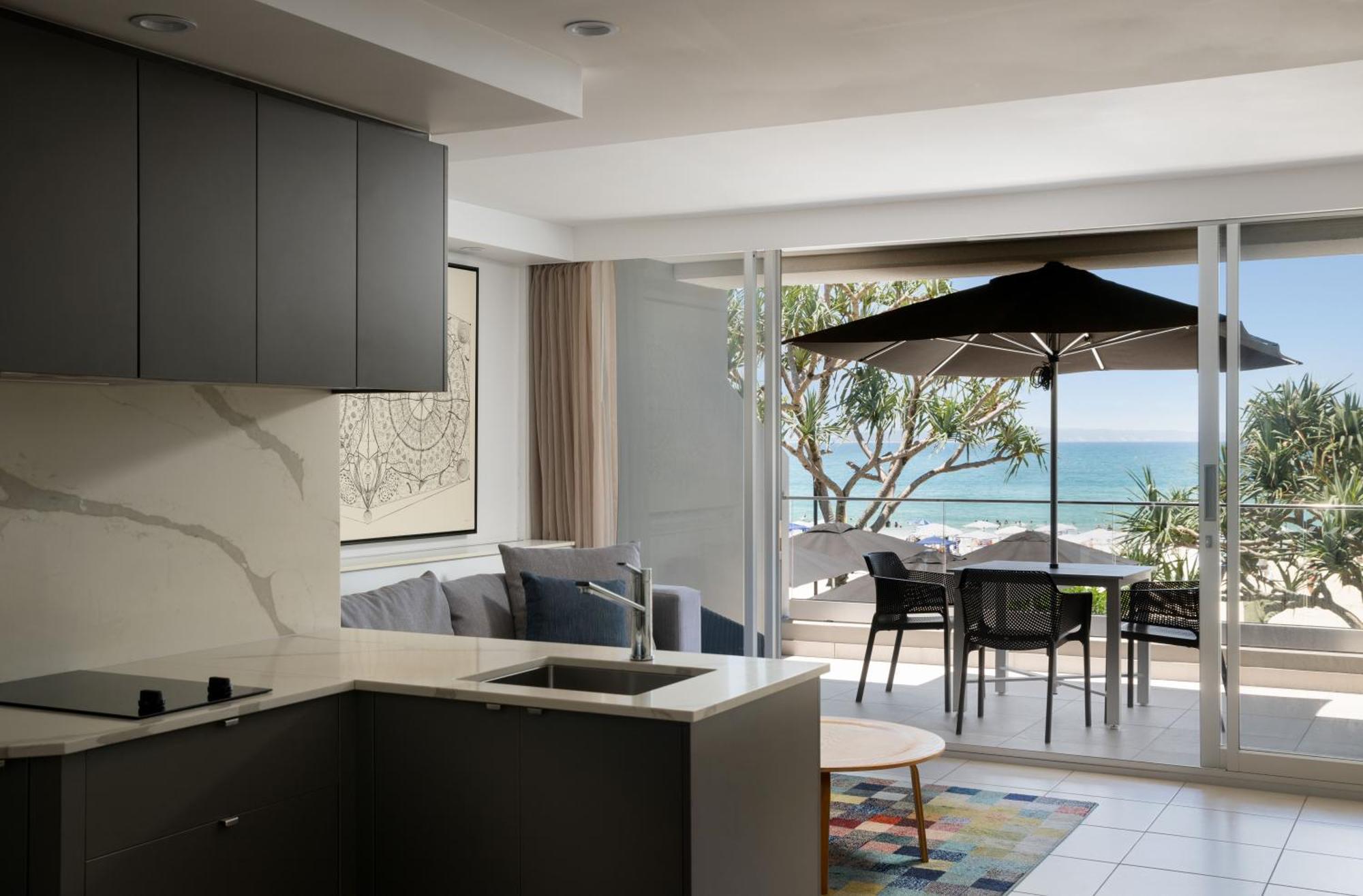 Resort Netanya Beachfront 4*