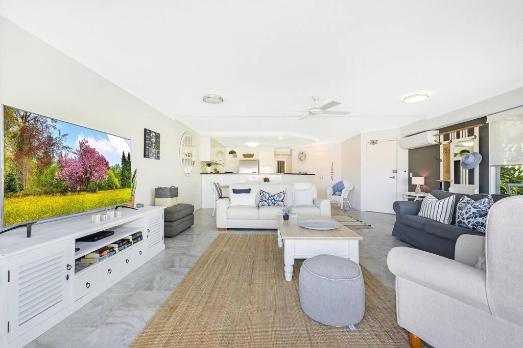 Hampton's Style Retreat In Noosa's Heart Apartment