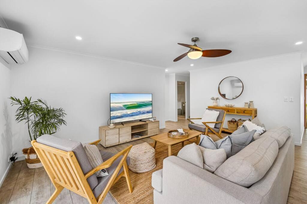 The Seahaven ~ Family With Pool, Pet Friendly Casa de férias