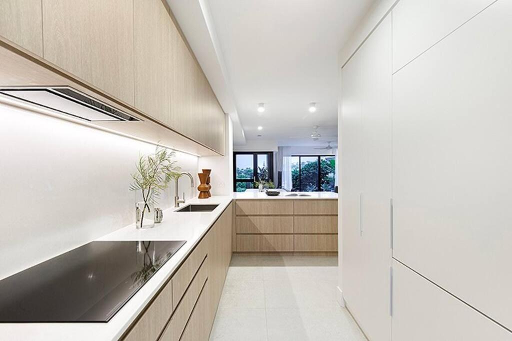 'sunrise Luxury Retreat, Easy Walk To Apartment