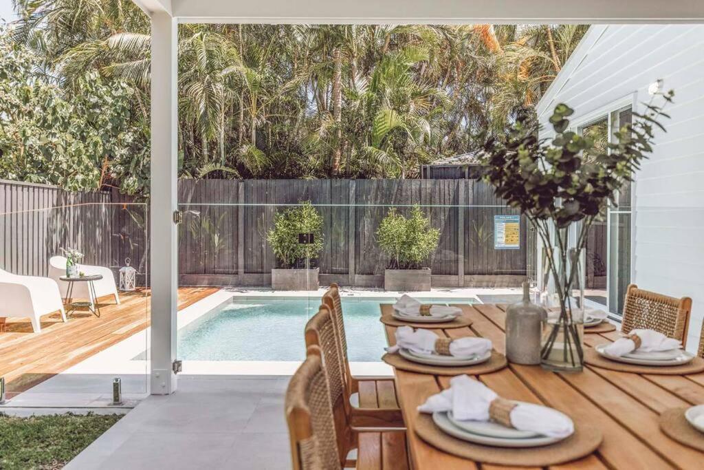 Holiday home Paradise On Pacific ~ New Sunshine Luxe Sunshine Beach