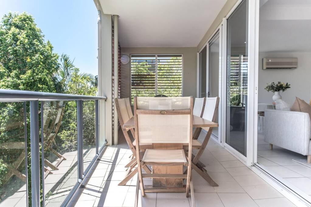 Heart Of Sunshine, Spacious With Pool & Garden