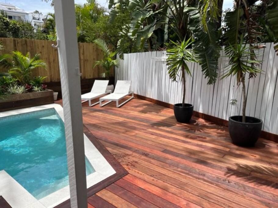 Little House On The Hill, Pet Friendly & New Pool Apartment *