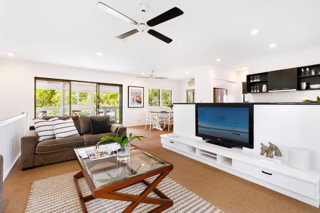 Little House On The Hill, Pet Friendly & New Pool Apartment Noosa Heads