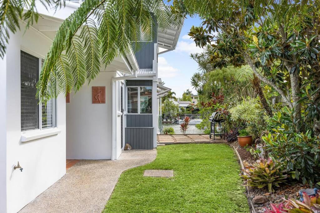 Sunsets At Snowmas, Pooch Friendly & Stunning View Apartment *