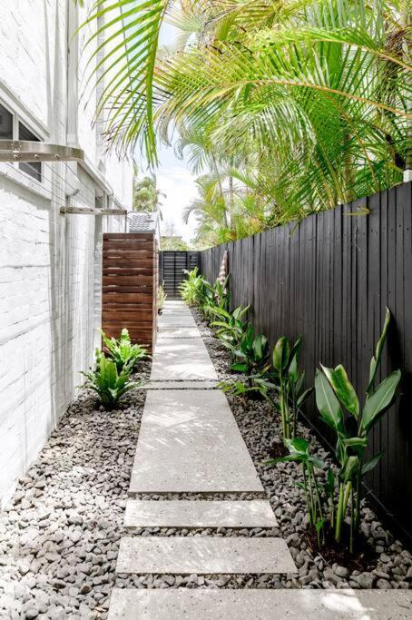 Apartamento One - Immaculate Townhouse On Parade *