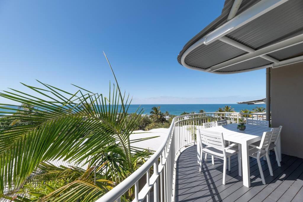 10 Andari, Sunshine ~ Beachside Luxury Apartment