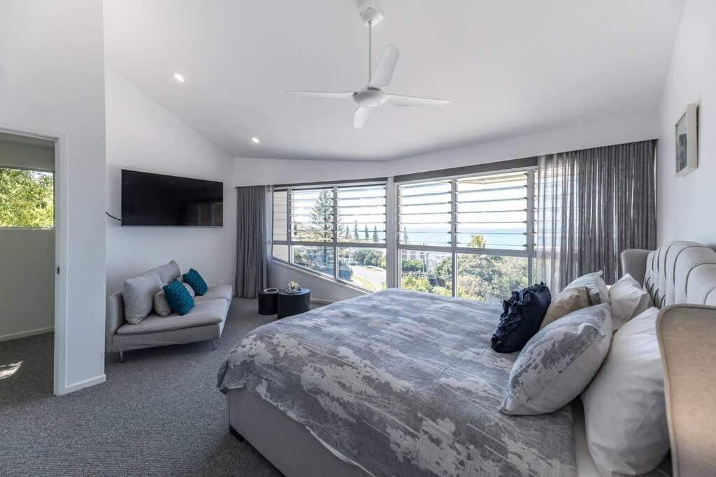 Apartment 10 Andari, Sunshine ~ Beachside Luxury Sunshine Beach