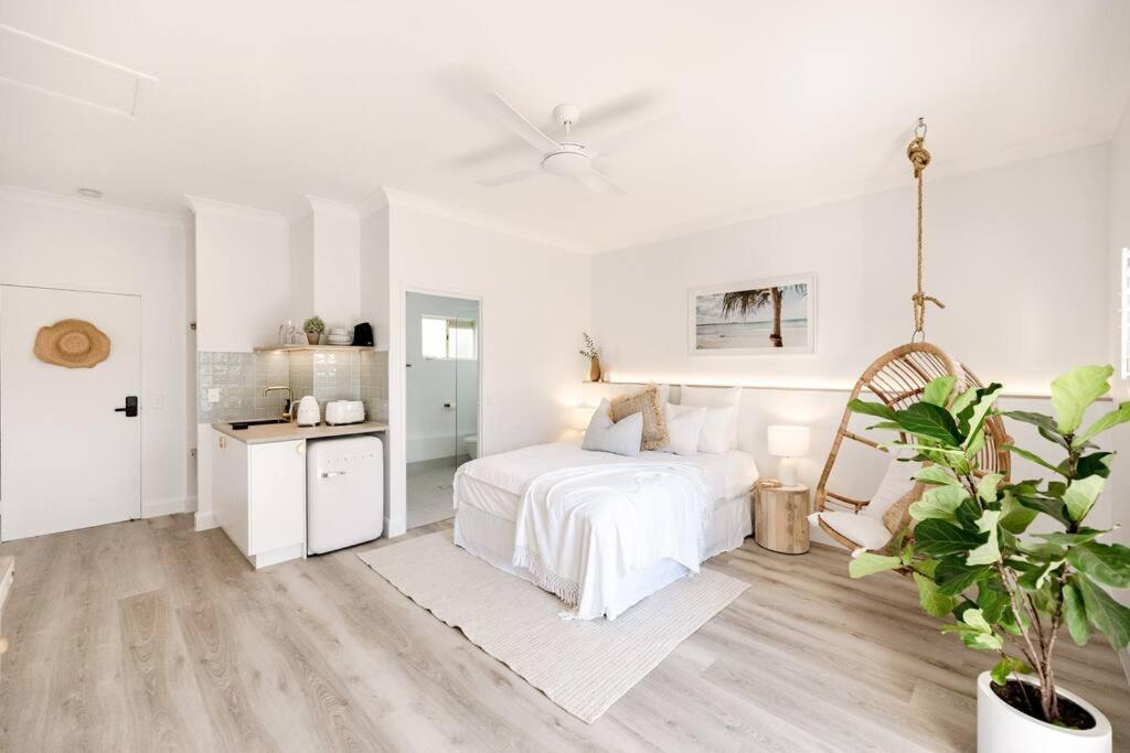 Apartment Coastal Luxe With Pool ~ Walk To Noosa River Noosaville