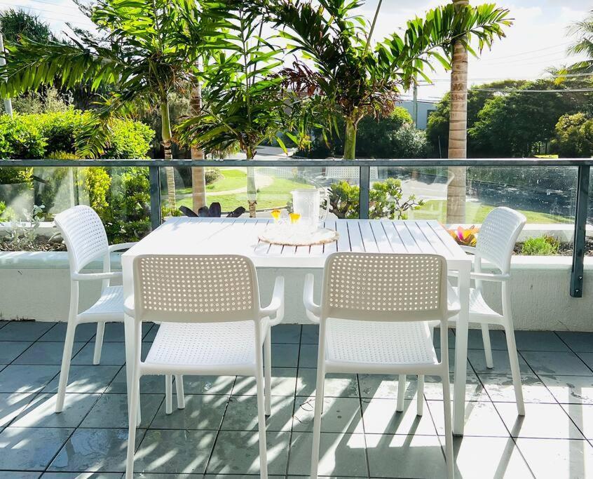 Apartment Belmore Palms ~ 2 Min To Surfie, Village & *