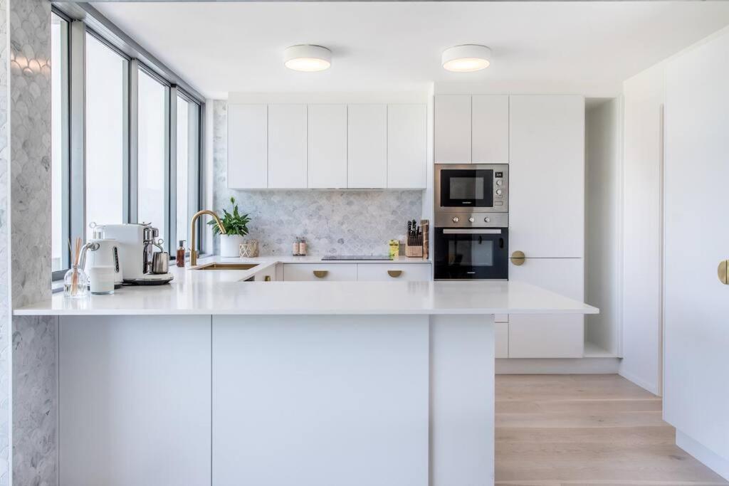 'sunrise Central', Pool, Views & 1 Min To Apartment Sunrise Beach