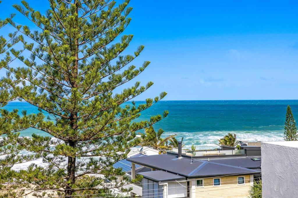 Salt ~ Luxury ~ Location ~ Ocean Views Apartment Sunshine Beach