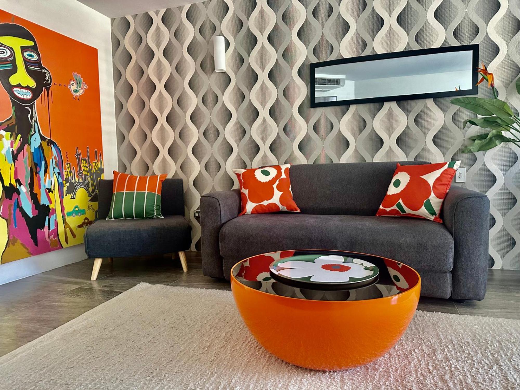 Apartment On Hastings Street, *