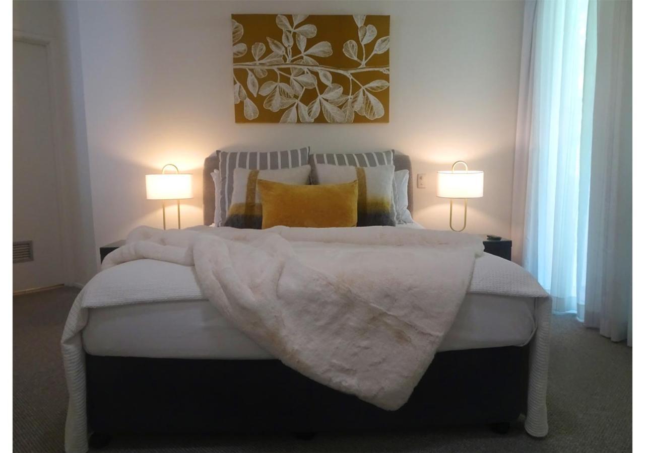 Apartment Tropicana Unit 7 *