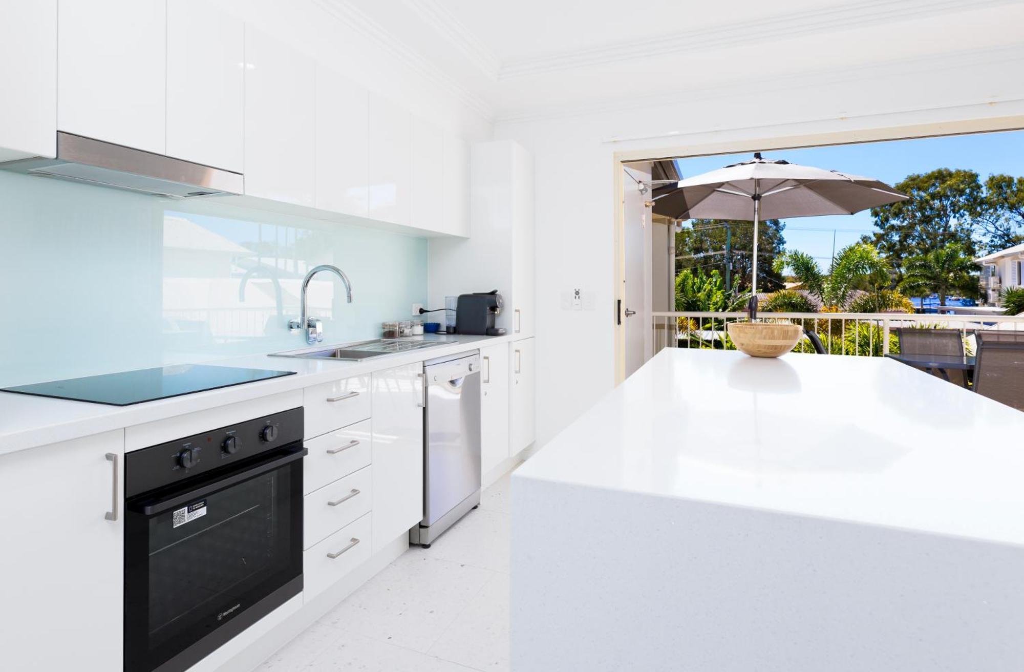 Noosa River Palms 4*