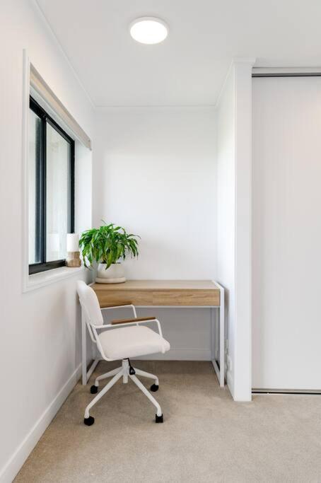 Apartamento Pooch Friendly Renovated Retreat With Views *