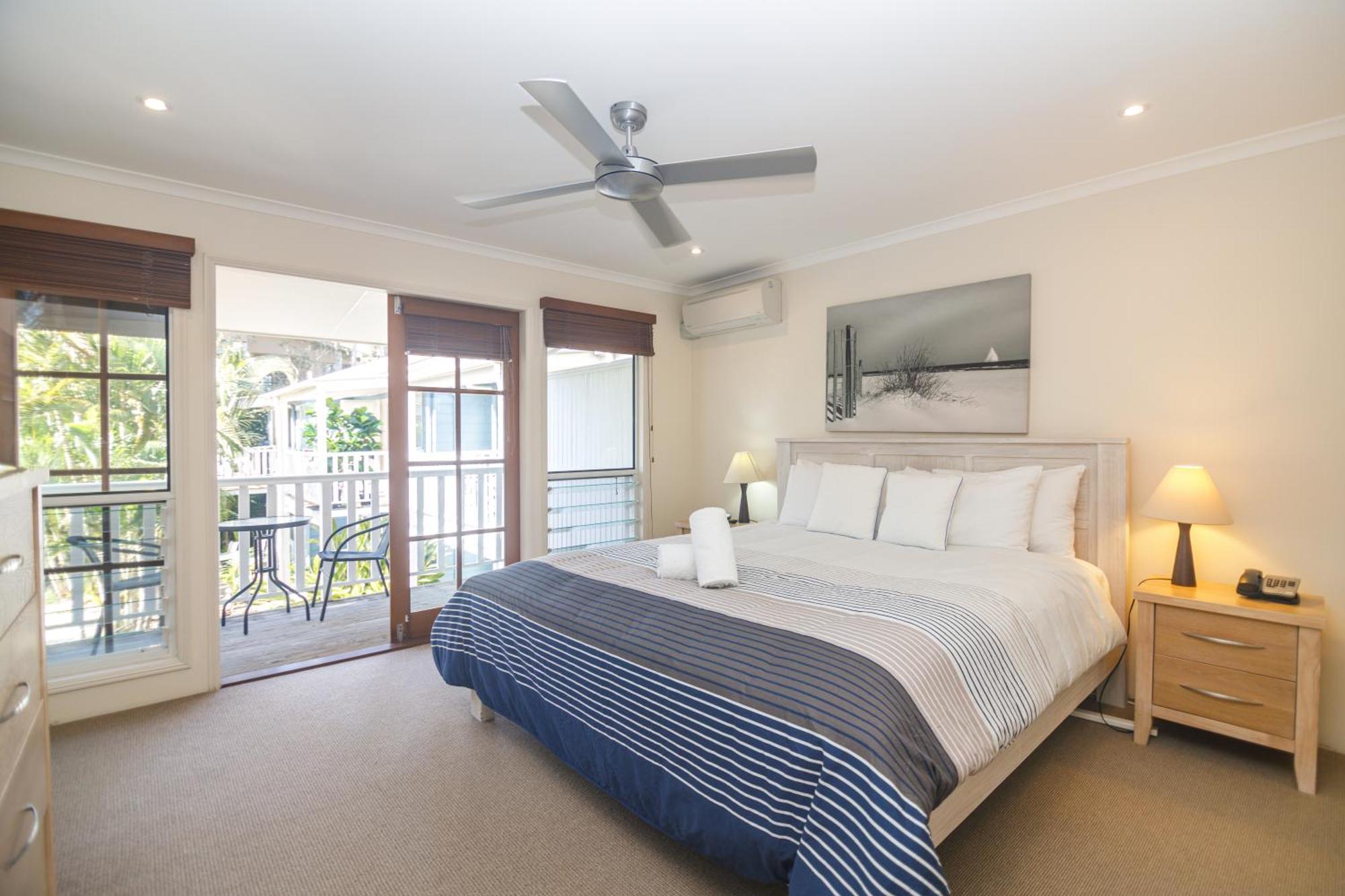 Sandy Aparthotel 4*
