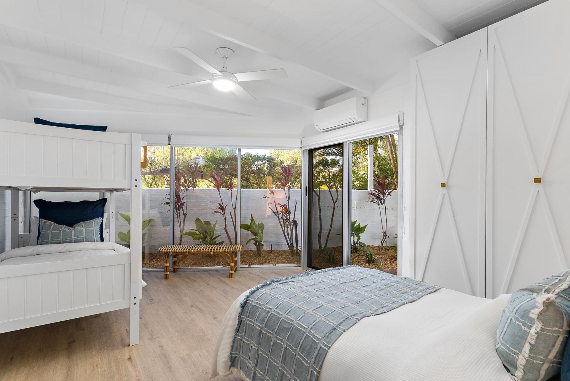 Ground-level Riverfront 2 Bedroom Steps From Hastings Street - By *