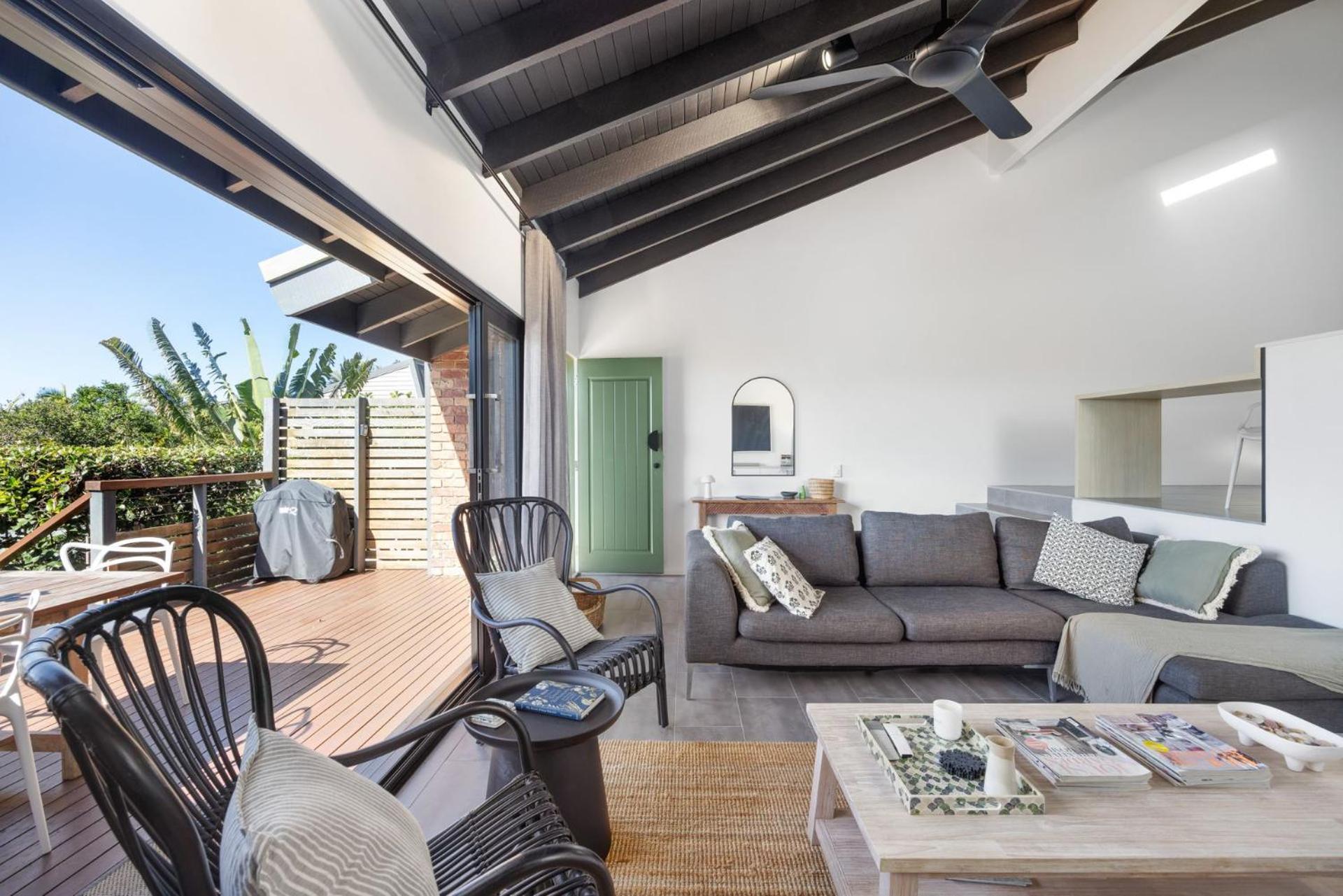 Apartment 2 13 Martin St Peregian Peregian Beach