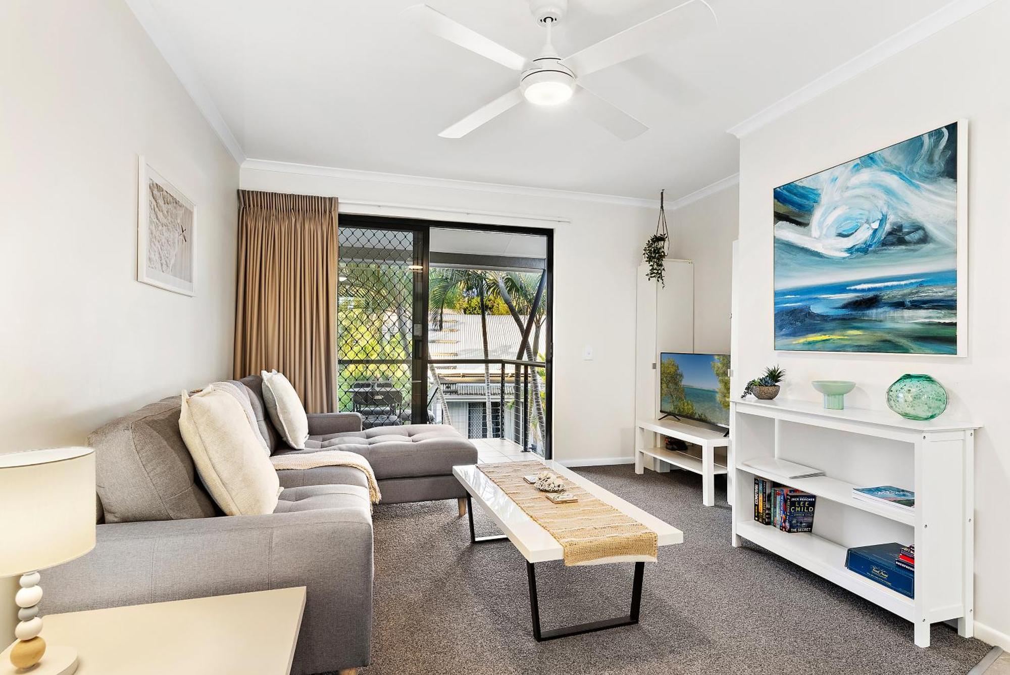 Upstairs 1 Bedroom Unit In Noosaville