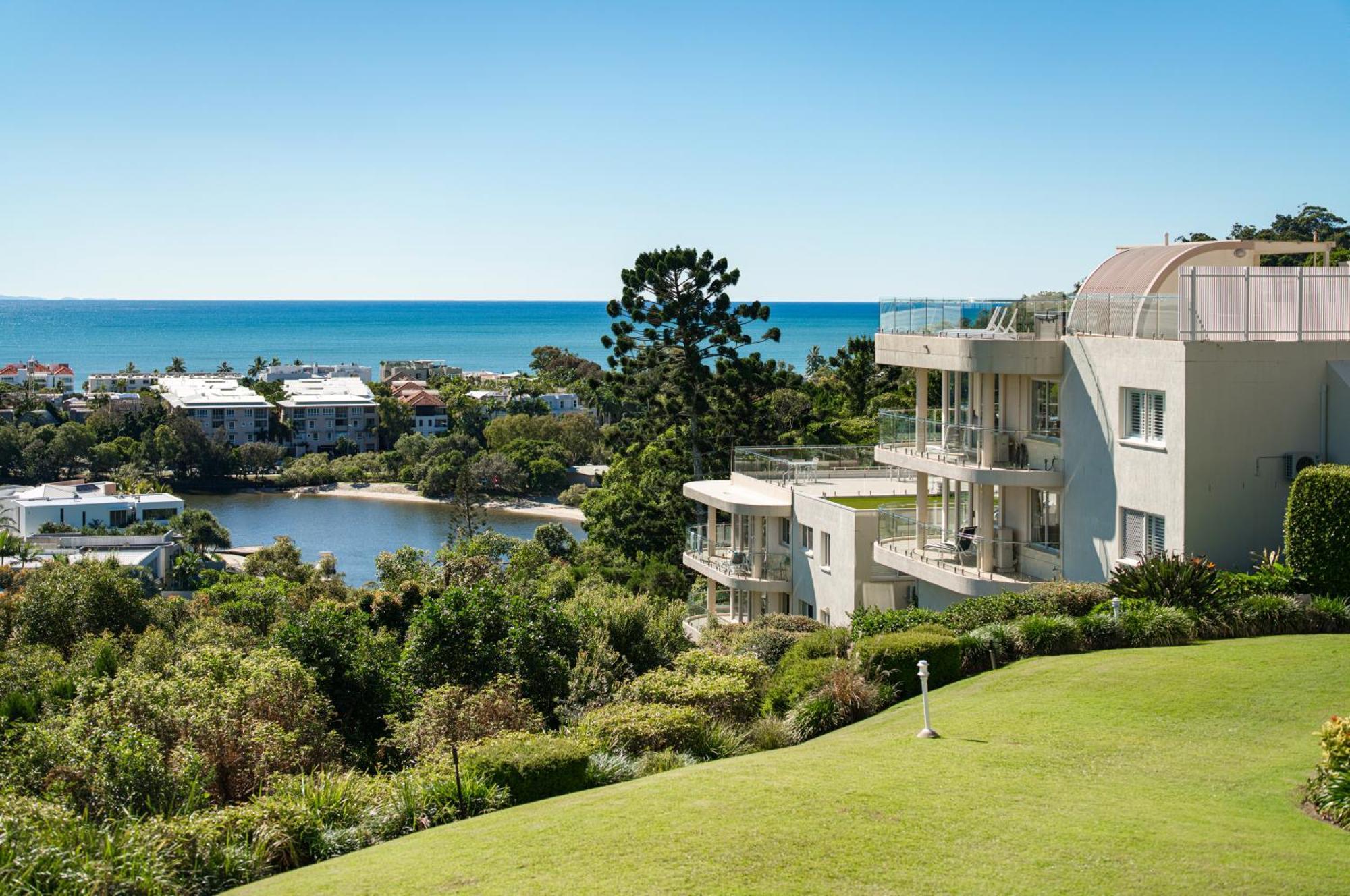 Resort Crest Noosa Heads