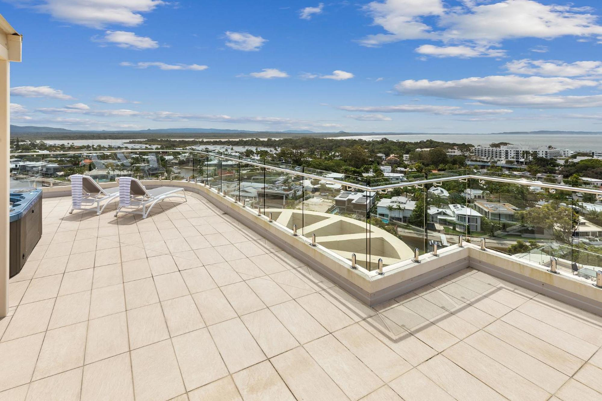 Crest Noosa Heads