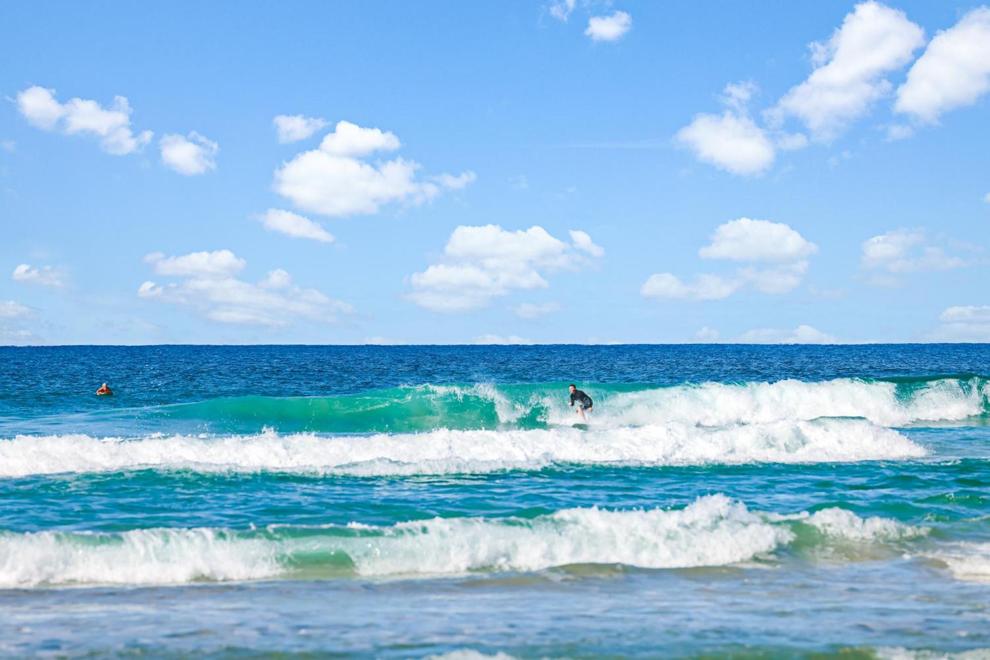 Breakers 3*