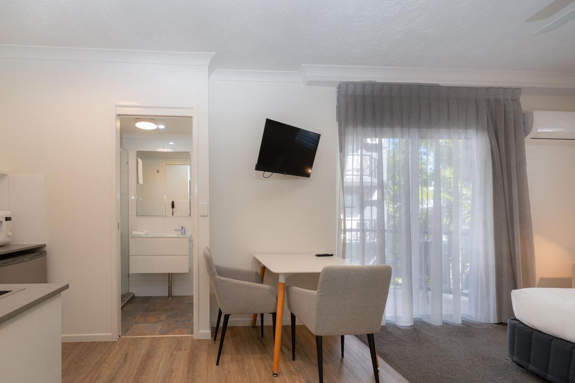 Twin Quays Noosa Aparthotel