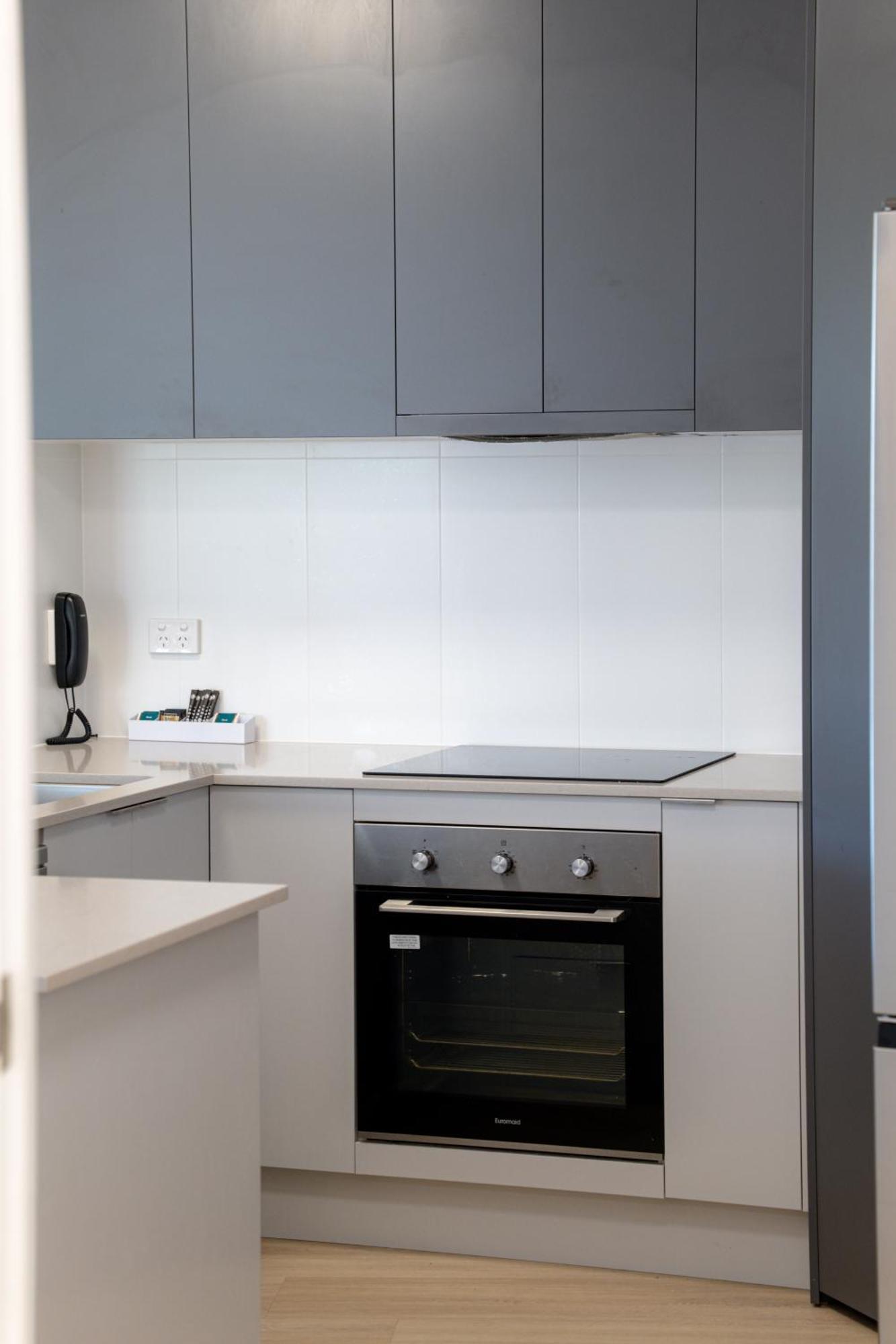 Twin Quays Noosa Aparthotel 4*
