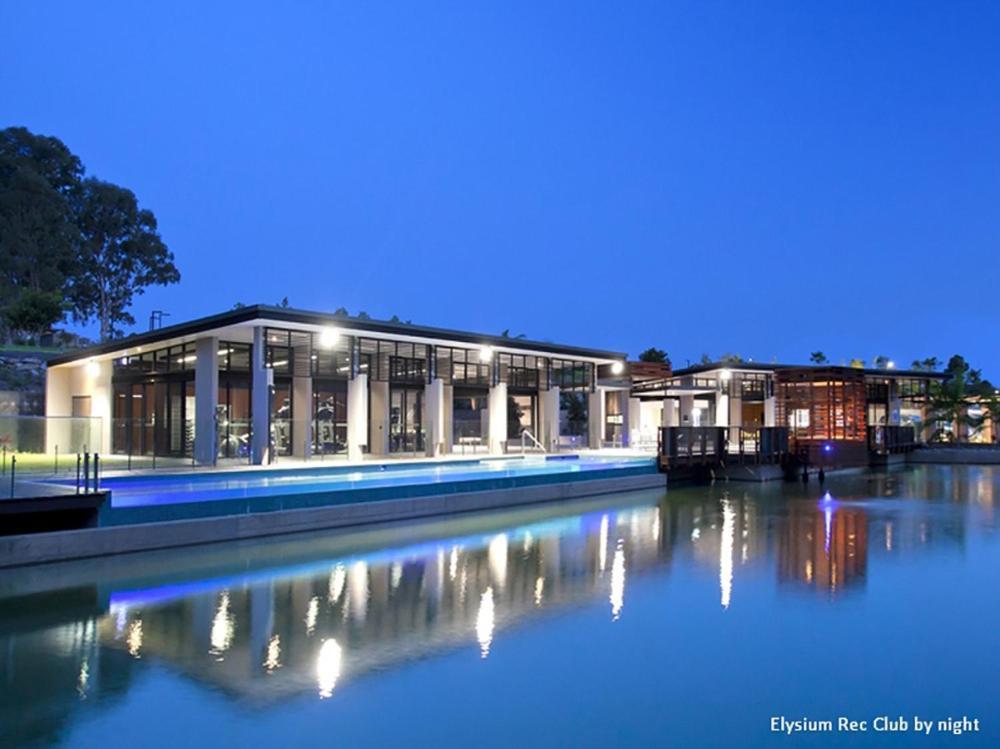 Bliss - Self Contained, Pool, Tennis, Gym *