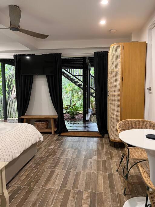 Summer Salt At Sunshine With Pets And Heated Pool Villa *