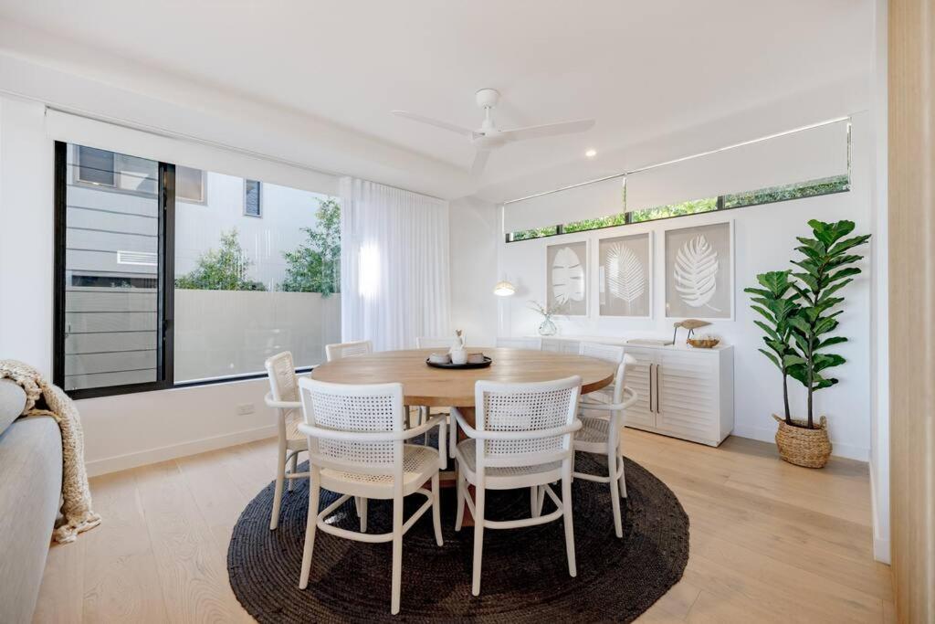 The Hamptons House - Luxury House Holiday home *
