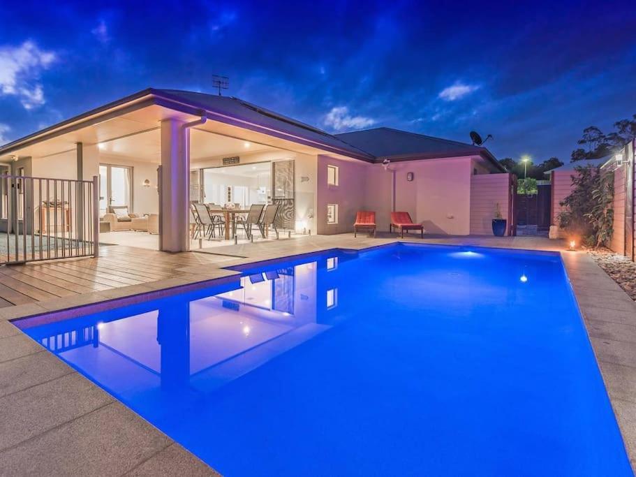 Serenity Retreat Noosa, Private Home With Solar Heated Pool Holiday home