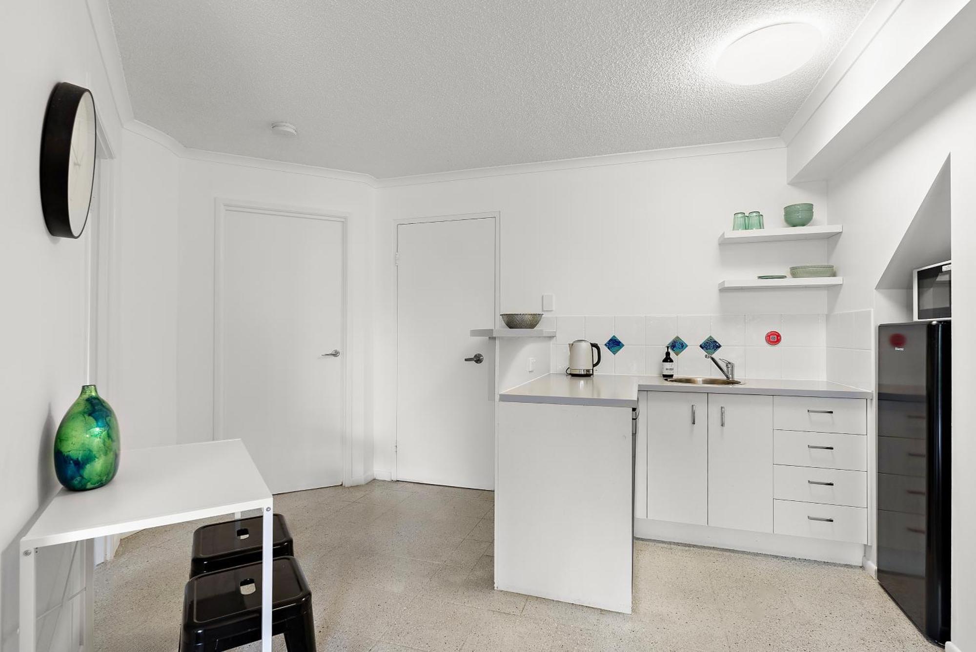 Retreat In Ground Level 1 Bedroom Unit, *