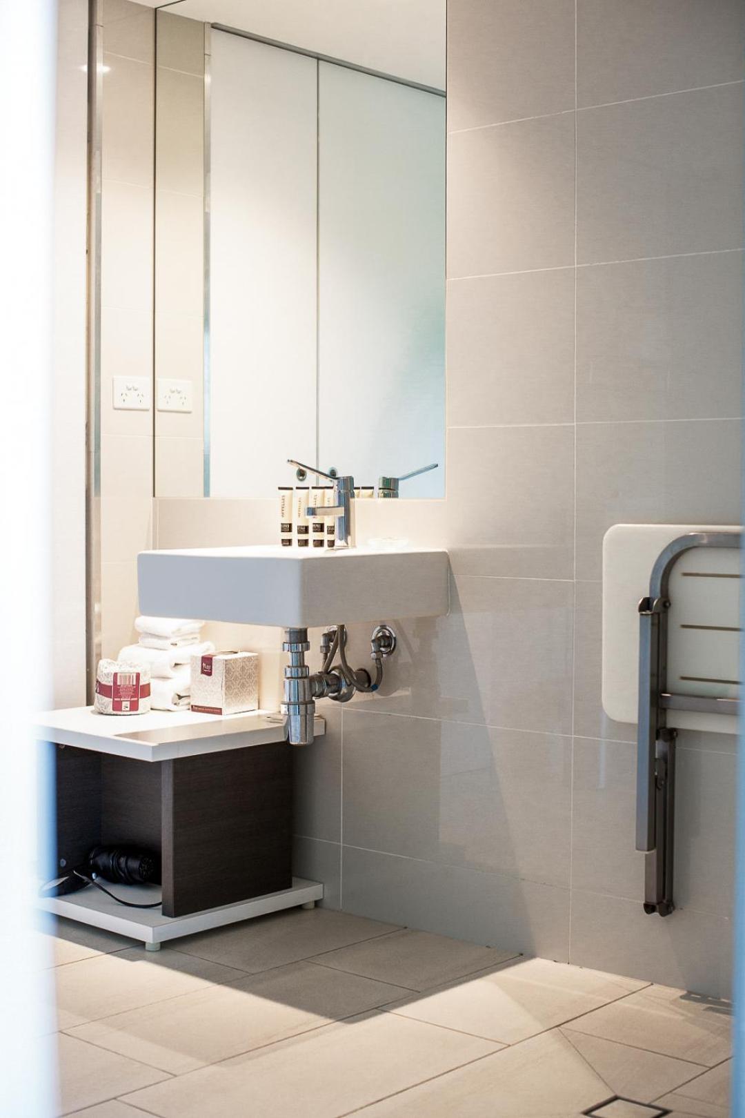 Resort Seahaven Beachfront 4*