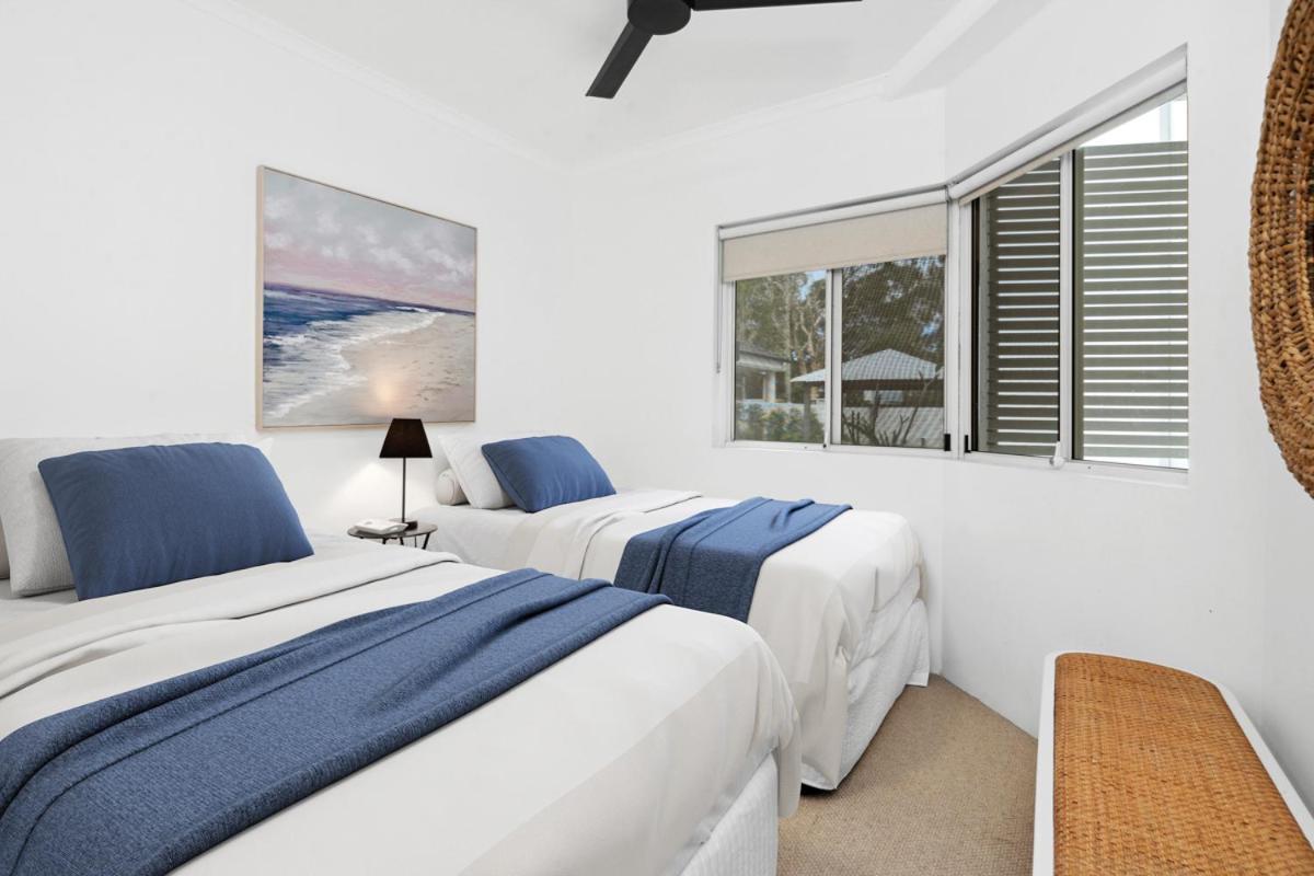 Apartment Stylish River Escape,
