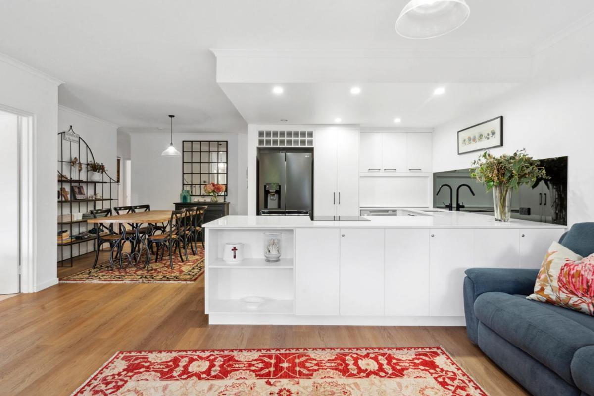 Apartment Stylish River Escape, Noosaville