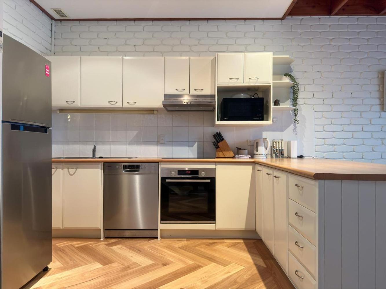 Location, Apartment