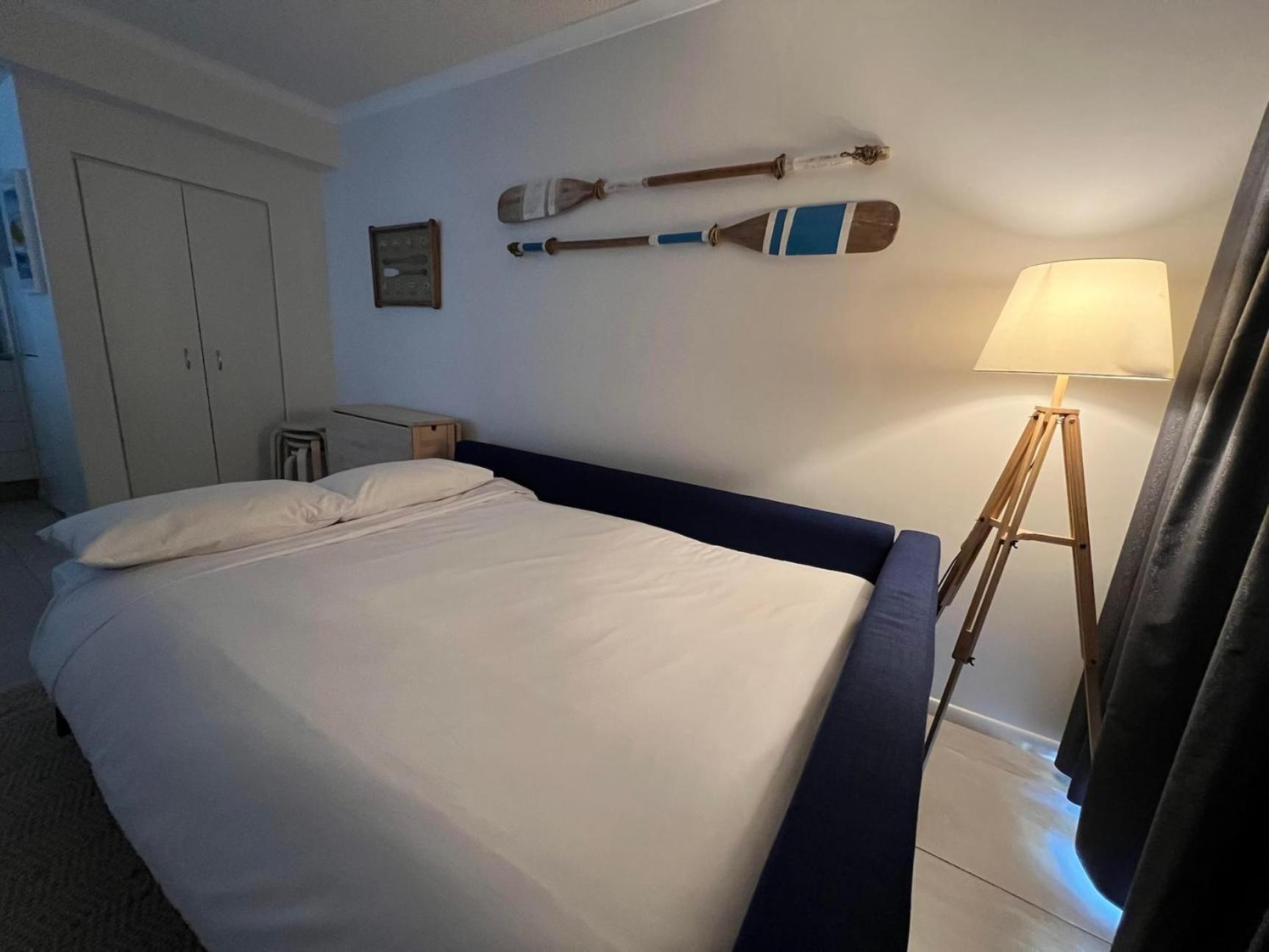 Nautical Stylish Ground Level 1 Bedroom Unit Apartamento *