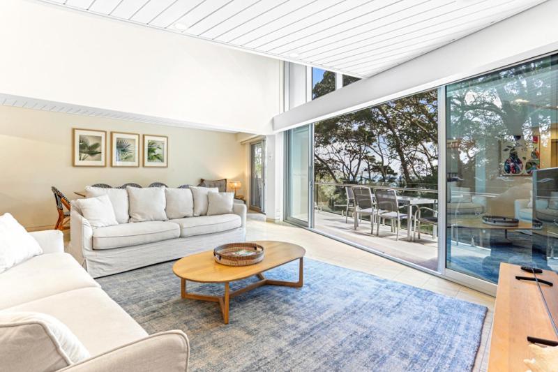 Little Cove Court - 7 *