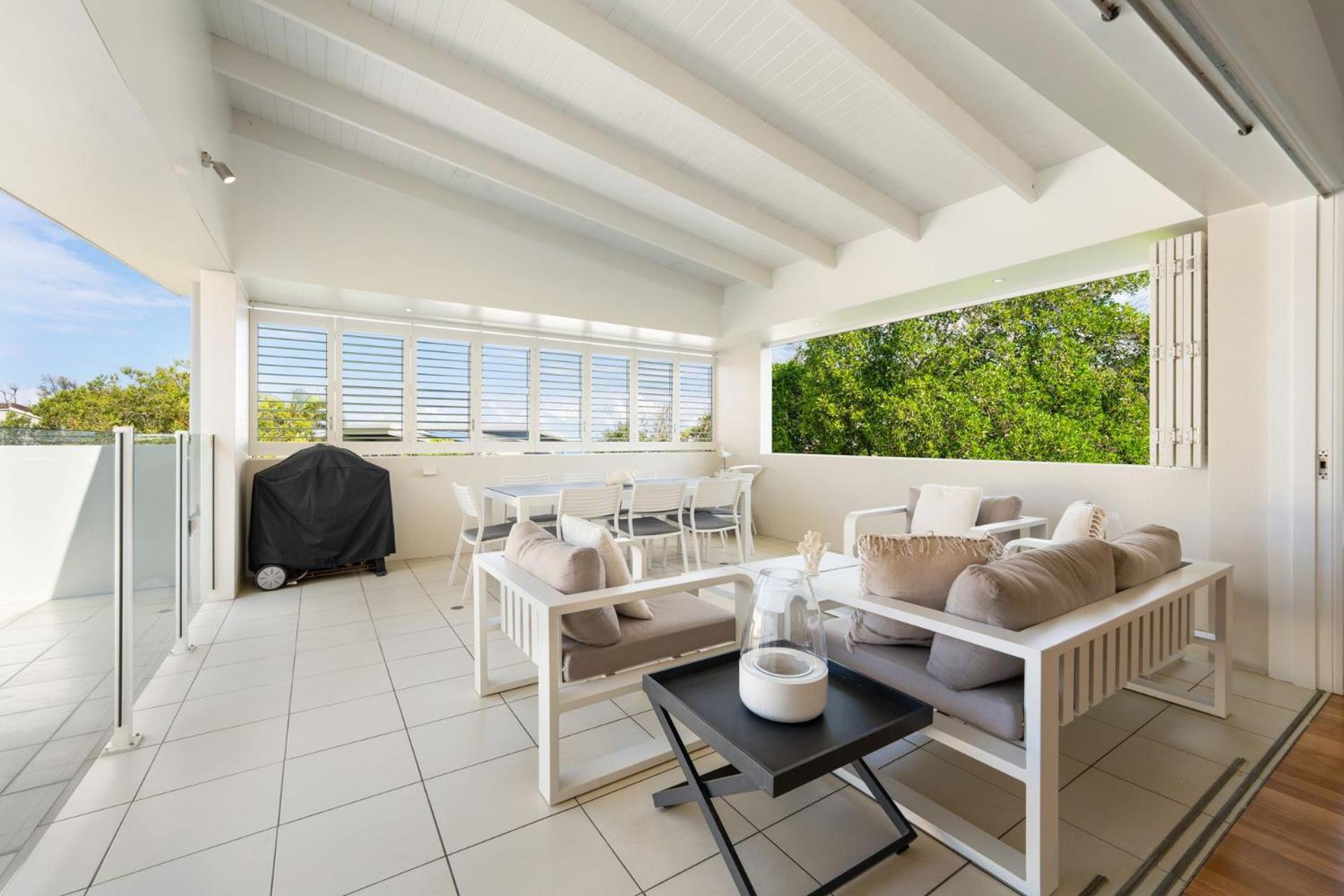 Iconic Noosa House In Mcanally Drive Sunshine Holiday home *