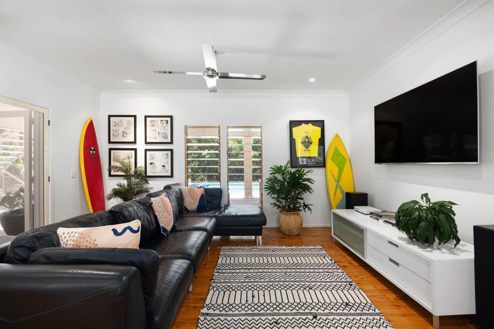 185 Lake Weyba Drive Holiday home *