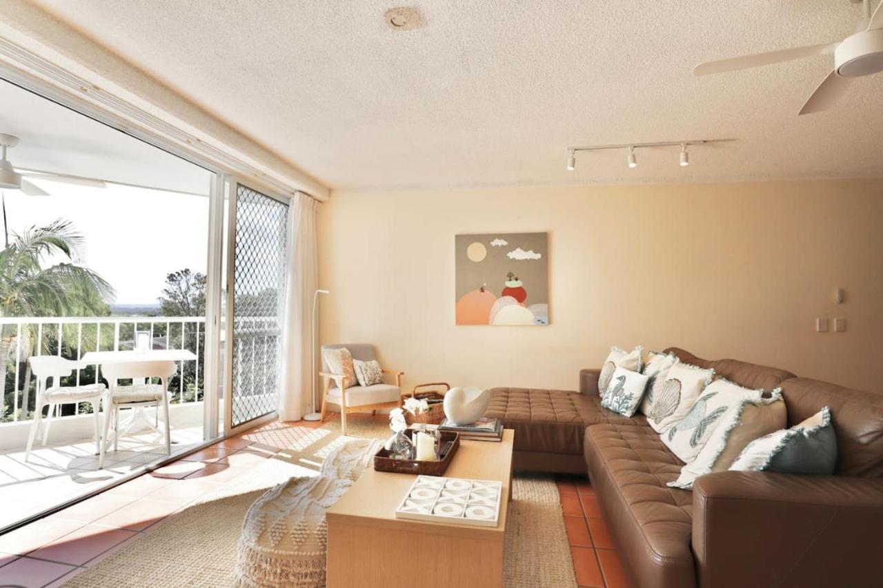 Apartment Opulent Hinterland Sunsets Noosa Heads