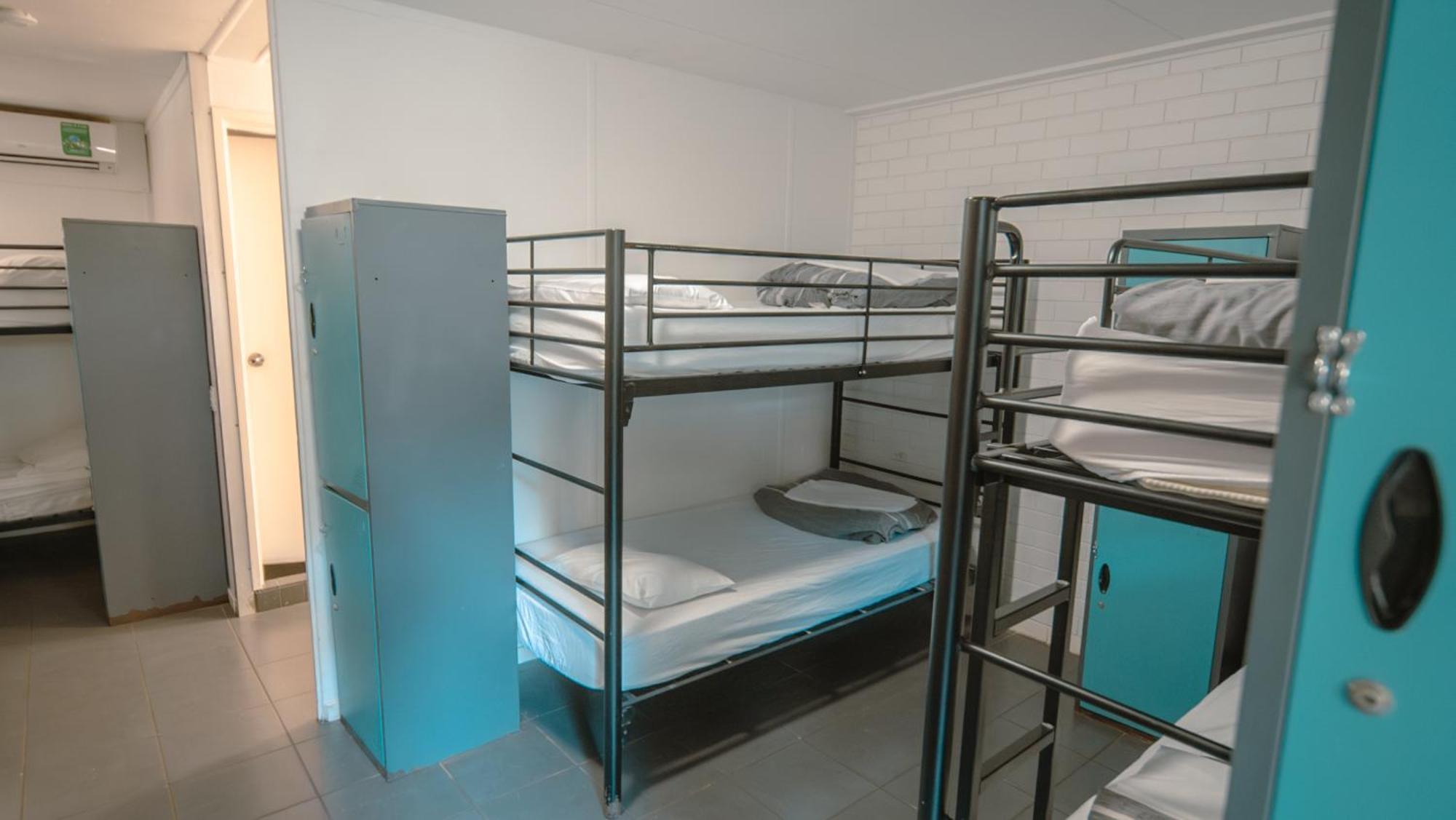 Nomads Hostel *