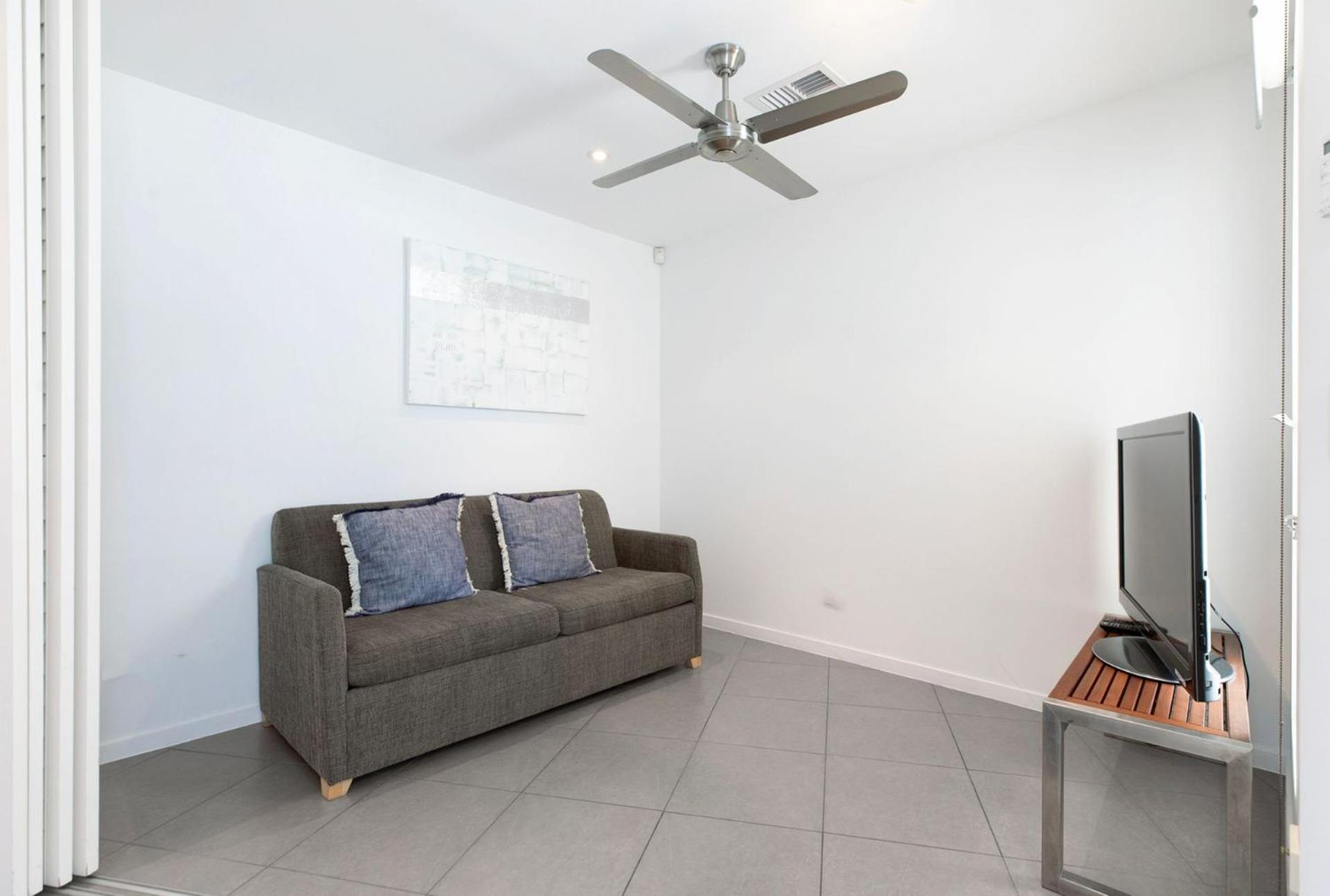 1 Alpha - Lovely And Spacious 3 Bed On One Level Lift Pool Air Con Garden Outlook * Sunshine Beach