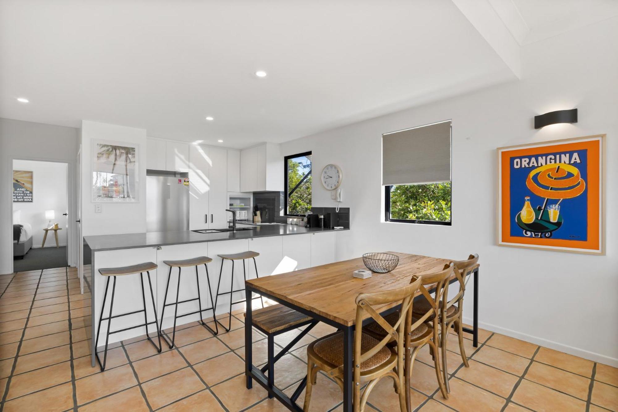 Pristine 2-bed With Pool And Balcony