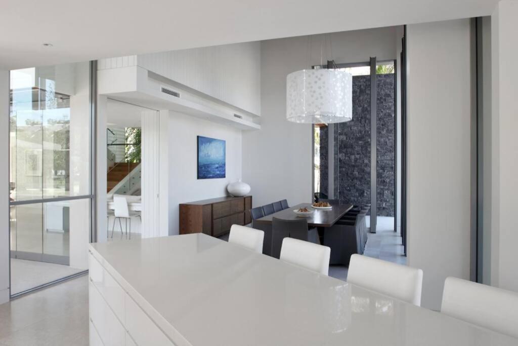 Pousada Racquet Retreat By Secret Destinations- Short Walk To Hastings Street *