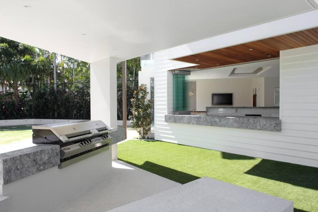 Racquet Retreat By Secret Destinations- Short Walk To Hastings Street Noosa Heads