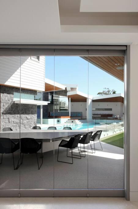 Racquet Retreat By Secret Destinations- Short Walk To Hastings Street Noosa Heads